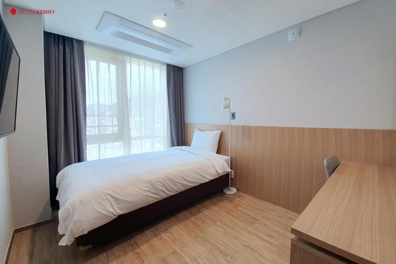 Hotel Kenny Yeosu Exterior foto